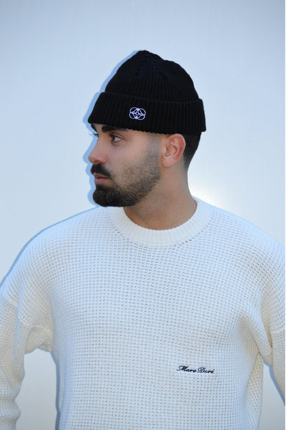 BLACK UNISEX BEANIE