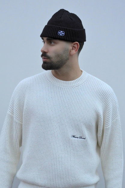 BLACK UNISEX BEANIE