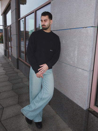 SIGNATURE UNISEX KNITWEAR